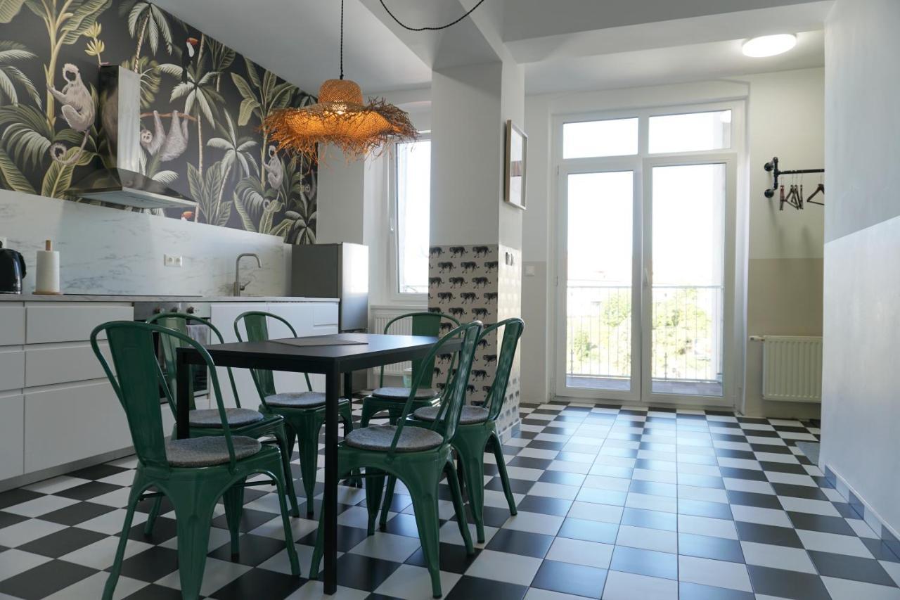 Large Apartments - Great For Groups - With Balcony Or Terrace Вена Экстерьер фото
