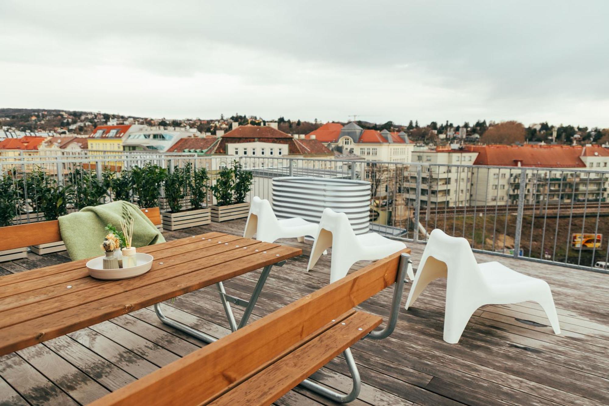 Large Apartments - Great For Groups - With Balcony Or Terrace Вена Экстерьер фото