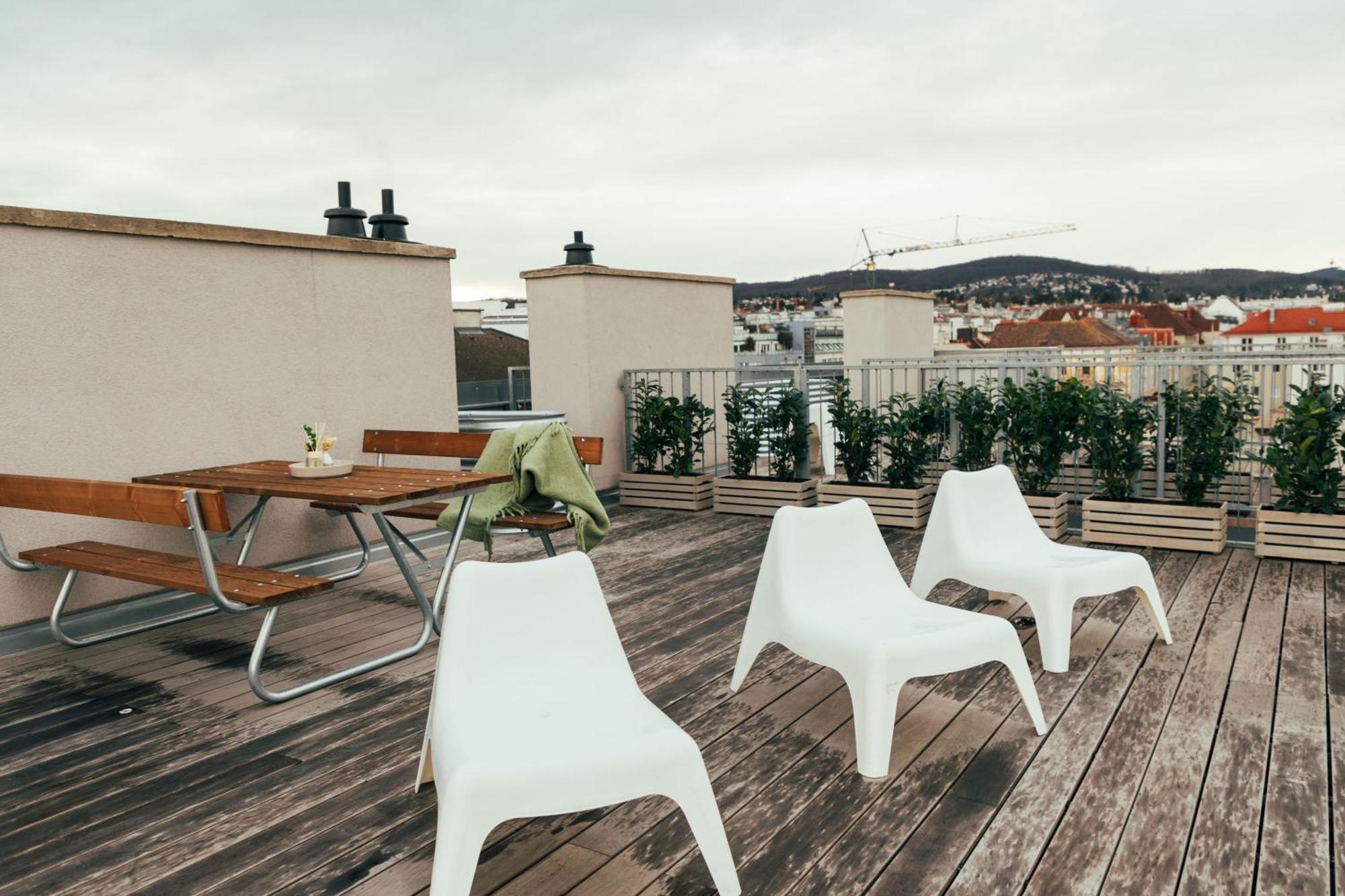 Large Apartments - Great For Groups - With Balcony Or Terrace Вена Экстерьер фото