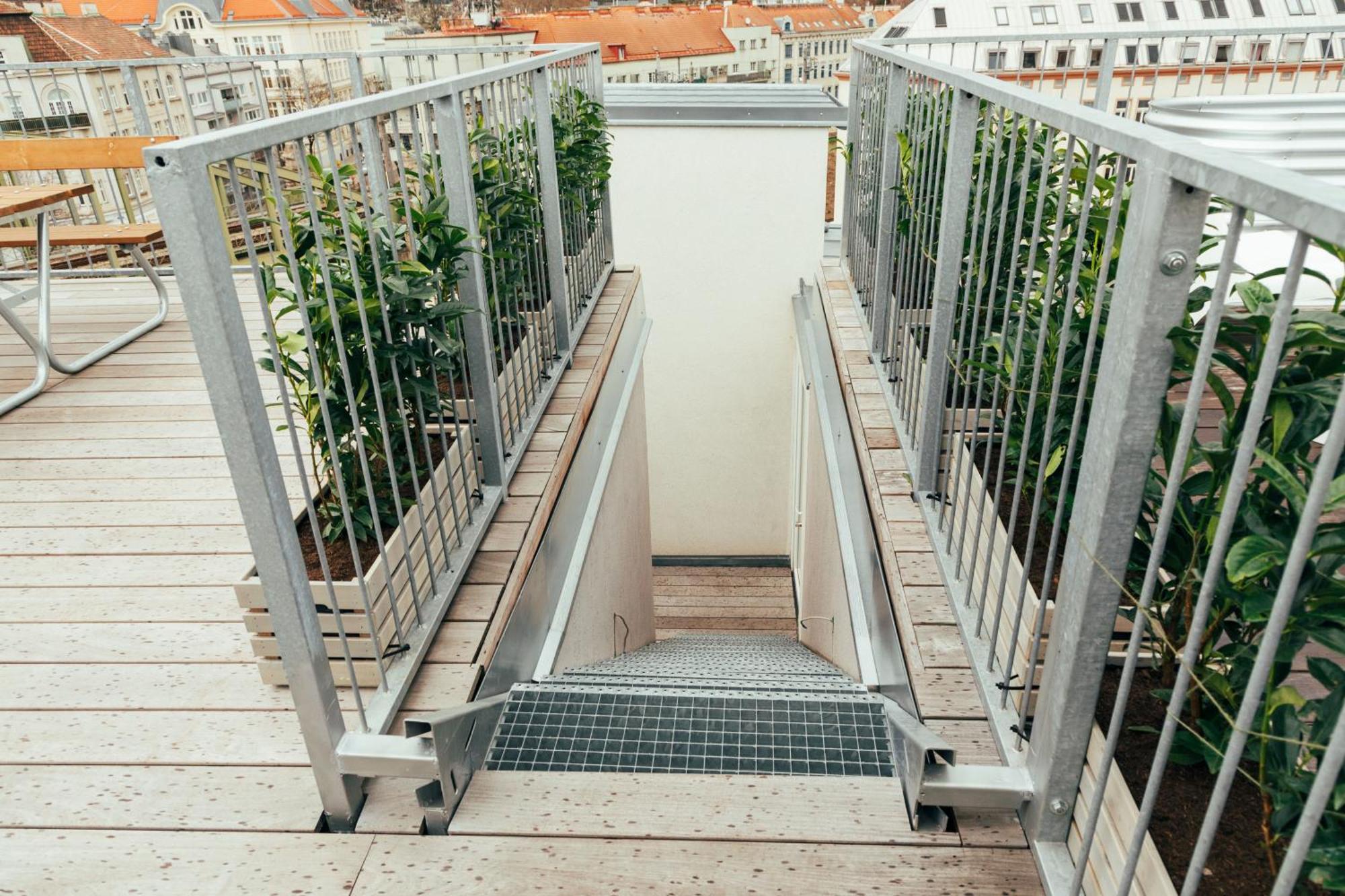 Large Apartments - Great For Groups - With Balcony Or Terrace Вена Экстерьер фото